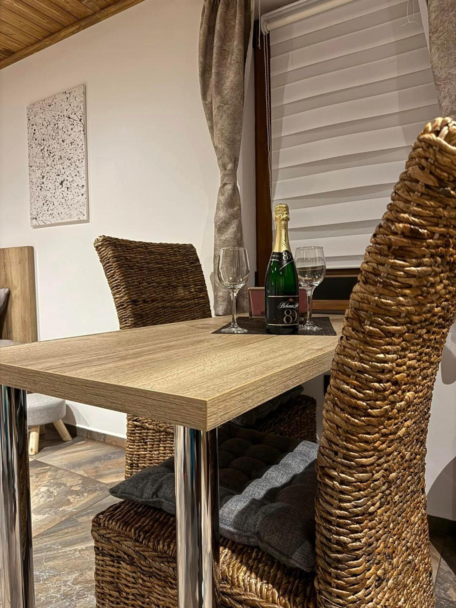 Apartment Home1 *